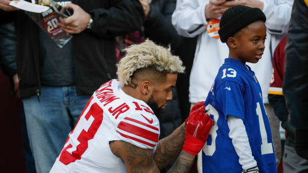 giants-odell-beckham-kid-fan-jersey-video.jpg